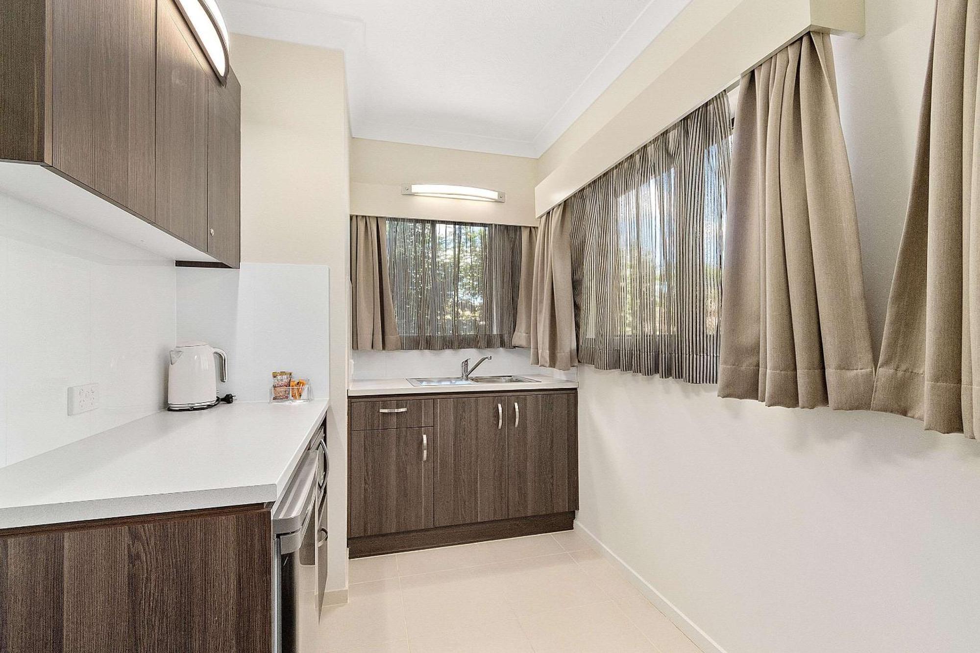 Quality Robertson Gardens Hotel